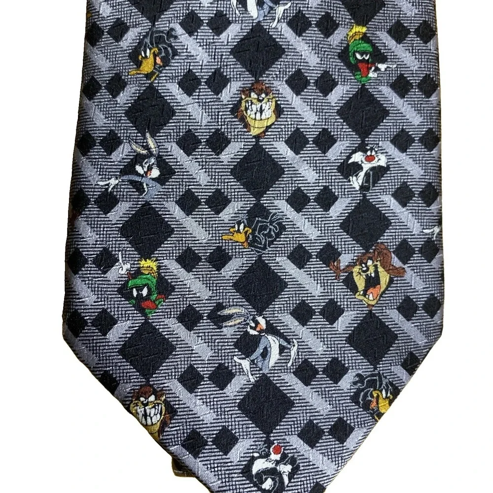 Vintage Looney Tunes Mania Silk Tie Bugs Bunny Taz Tweety  Warner Bros 2002